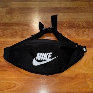 Nike Unisex Heritage Waist Bags Casual Black Run Gym Casual Hip-Bag NICE